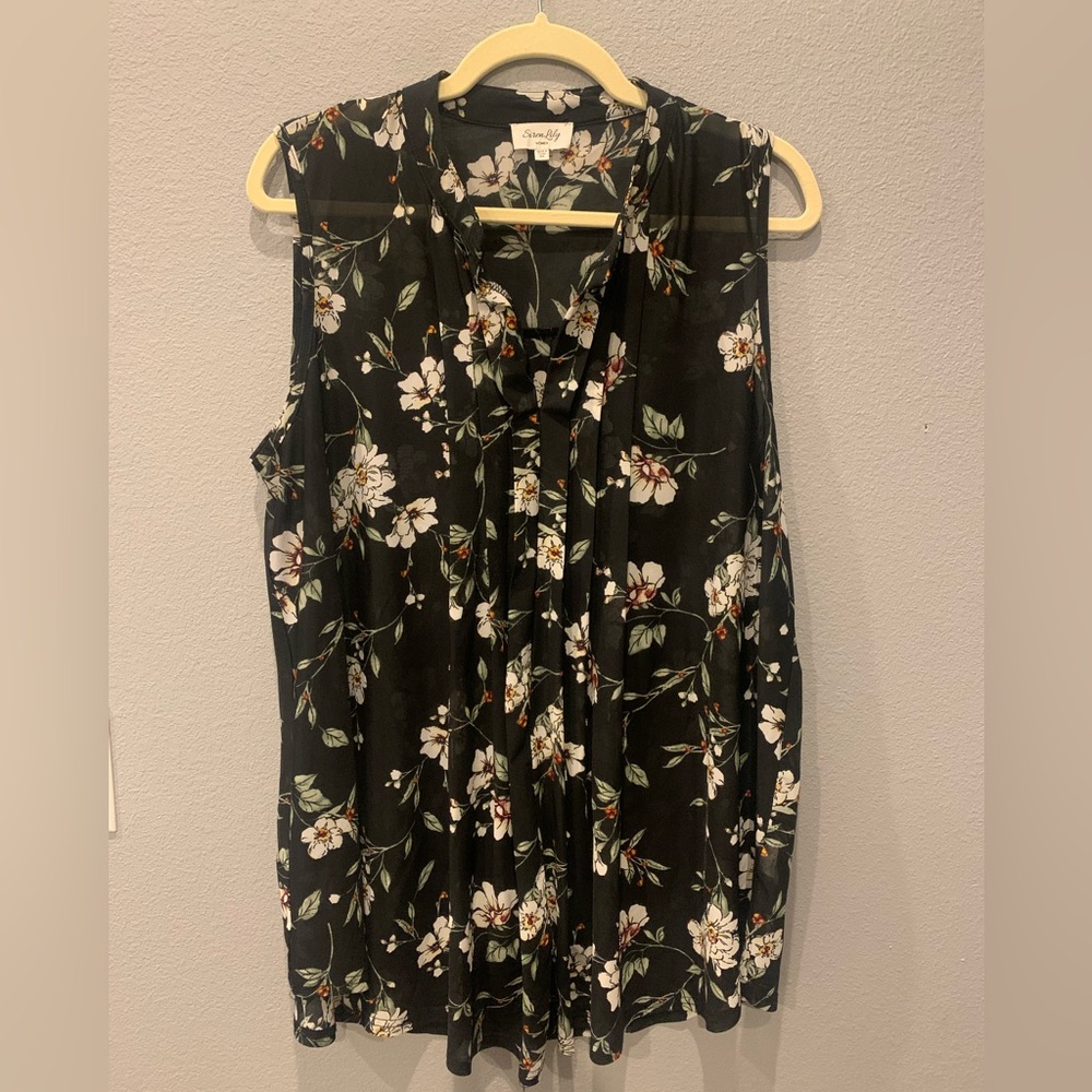 Great Layering Piece!  Siren Lily Sleeveless Shear Tunic Size 2X